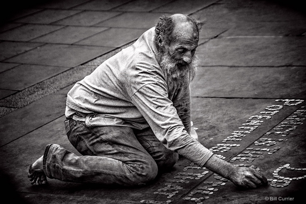 Penny Man of Trafalgar Square - ID: 15491732 © Bill Currier