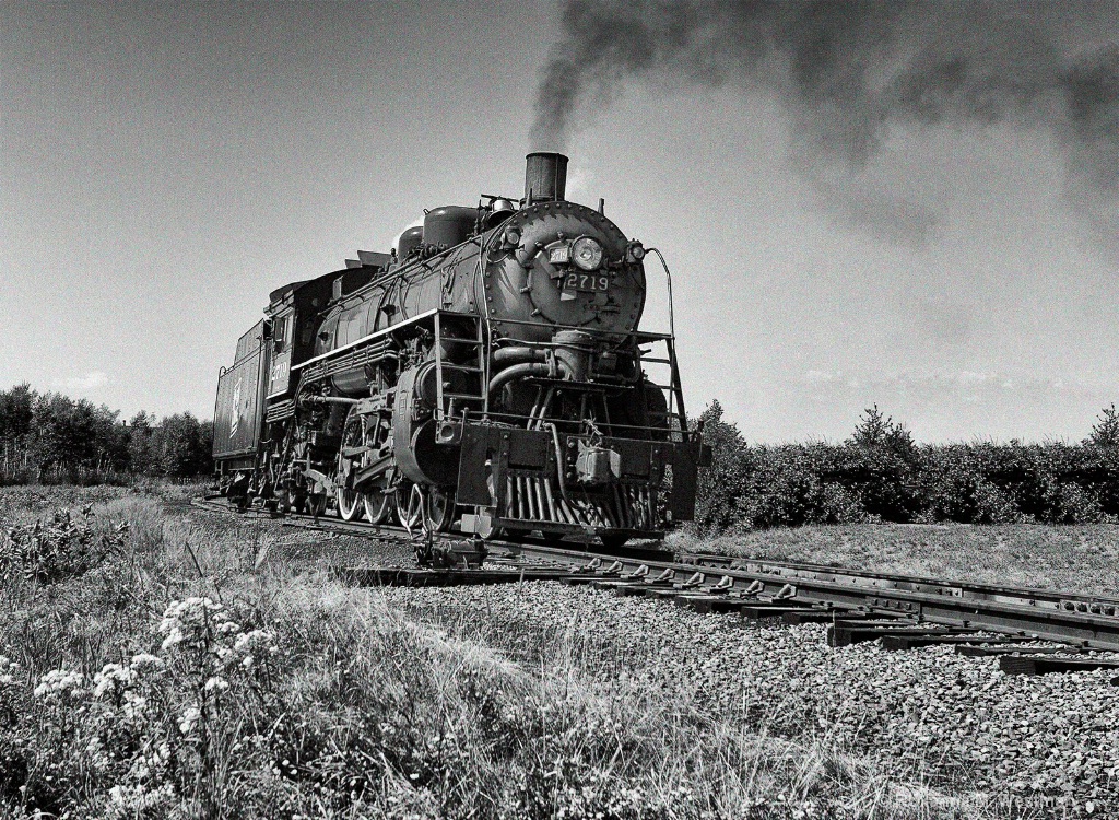 Steam Locomotive Duluth to Two Harbor BW - ID: 15493031 © Roxanne M. Westman