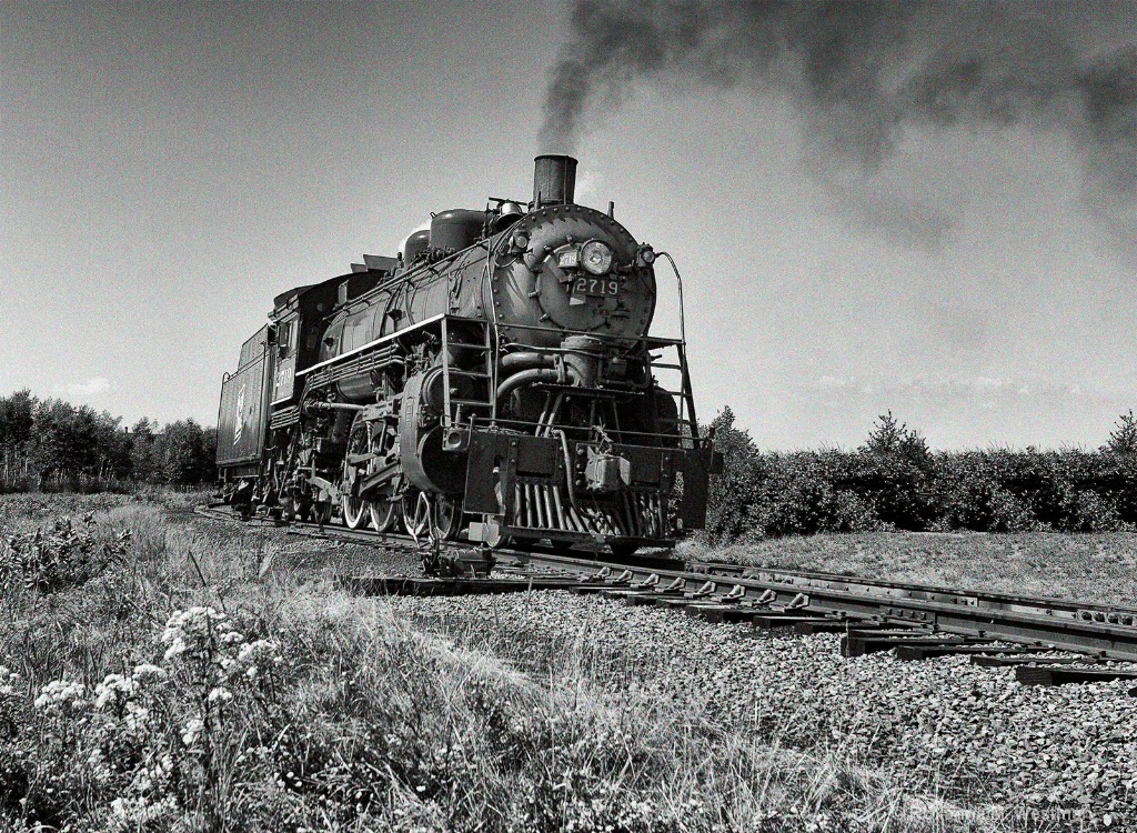 Steam Locomotive Duluth to Two Harbor BW