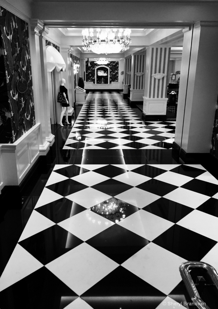 Greenbriar checkered Hall