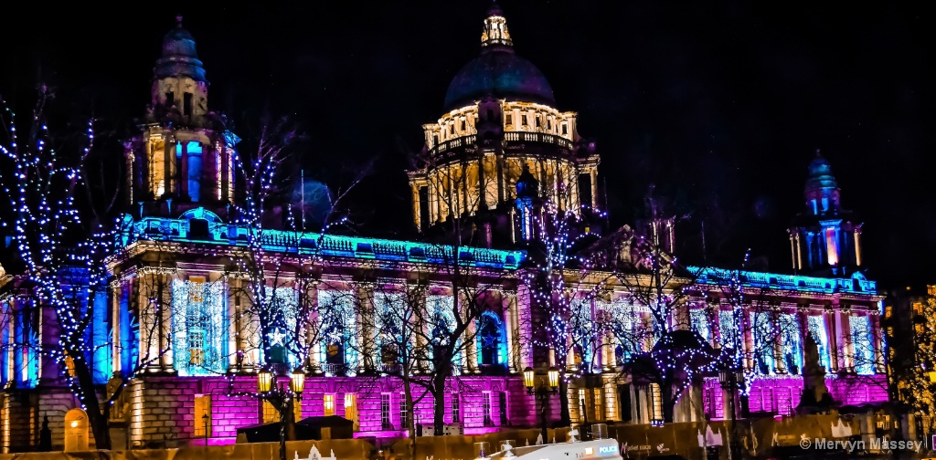 Happy Christmas from Belfast City Hall !