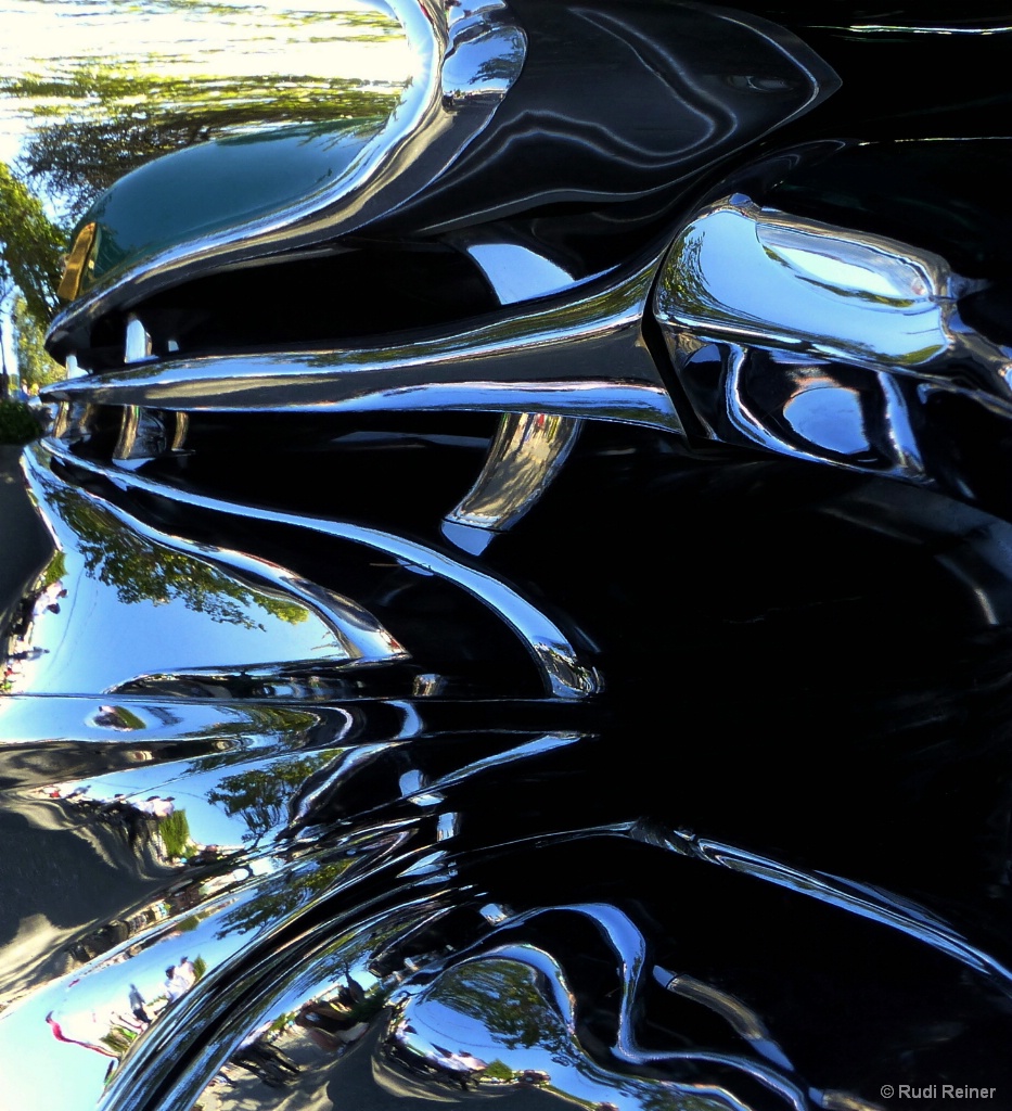 Caddy bumper abstract
