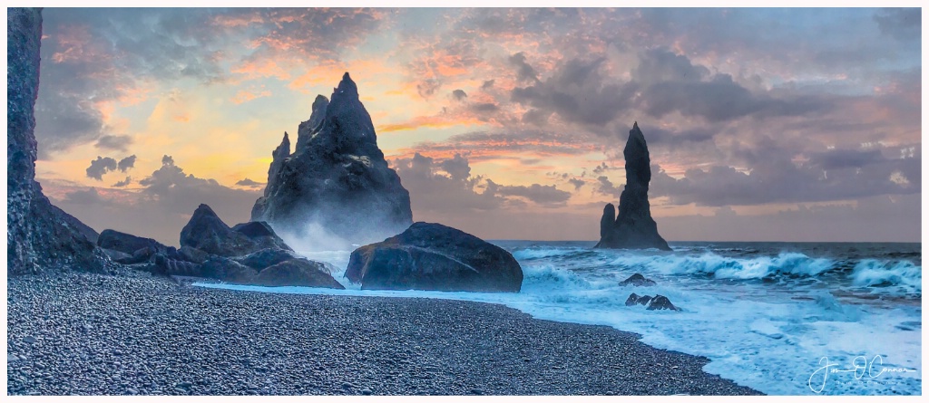 1-7-17 Reynisfjara Beach 1 alt