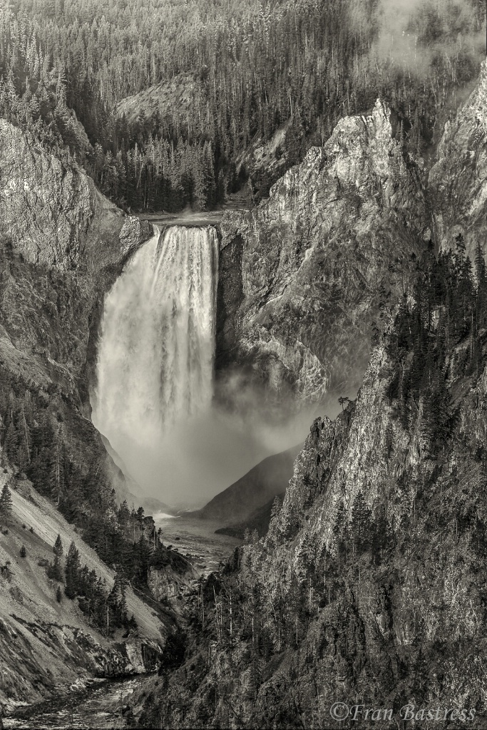 Yellowstone Falls in Monochrome - ID: 15508026 © Fran  Bastress