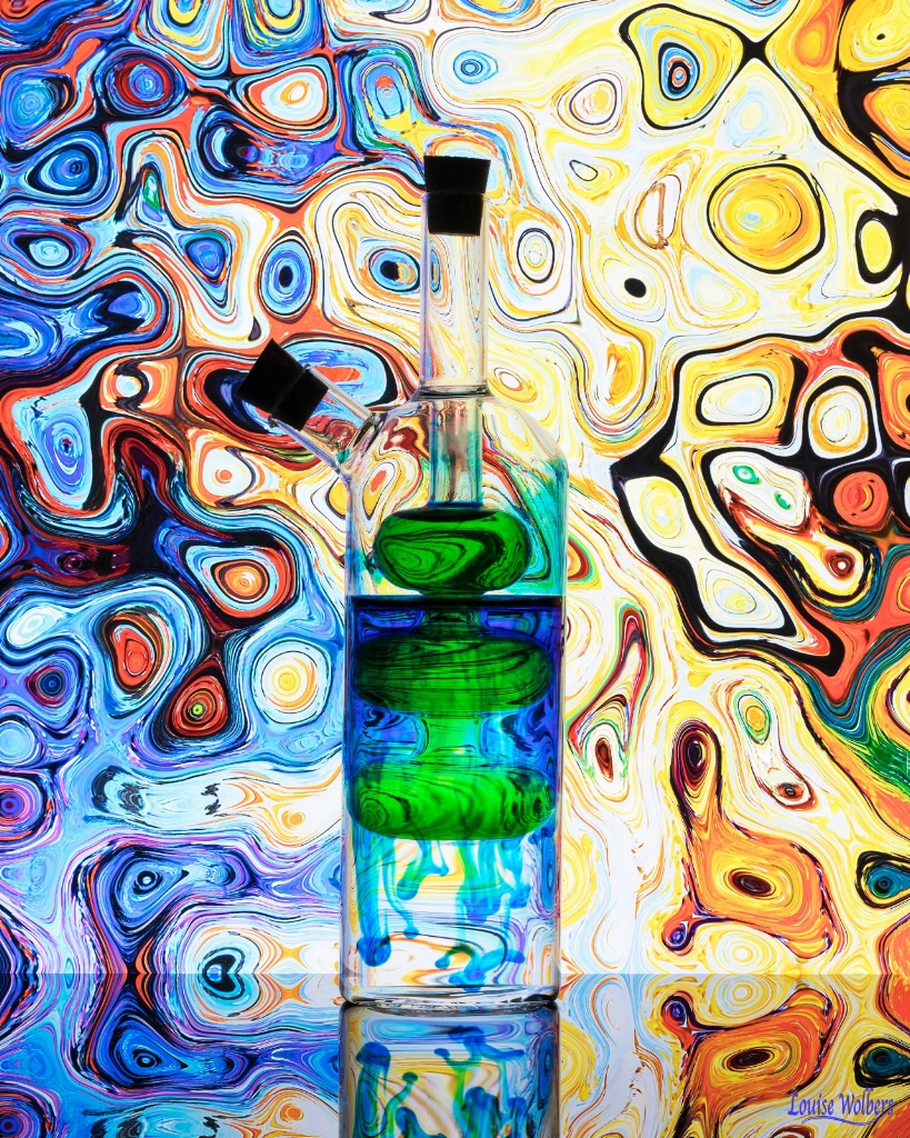 Oil Bottle - ID: 15509991 © Louise Wolbers