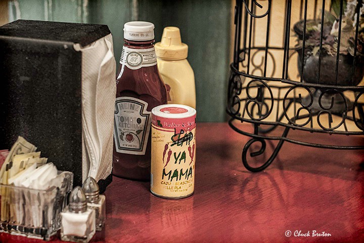 Mama's Cafe  - ID: 15510298 © Chuck Bruton