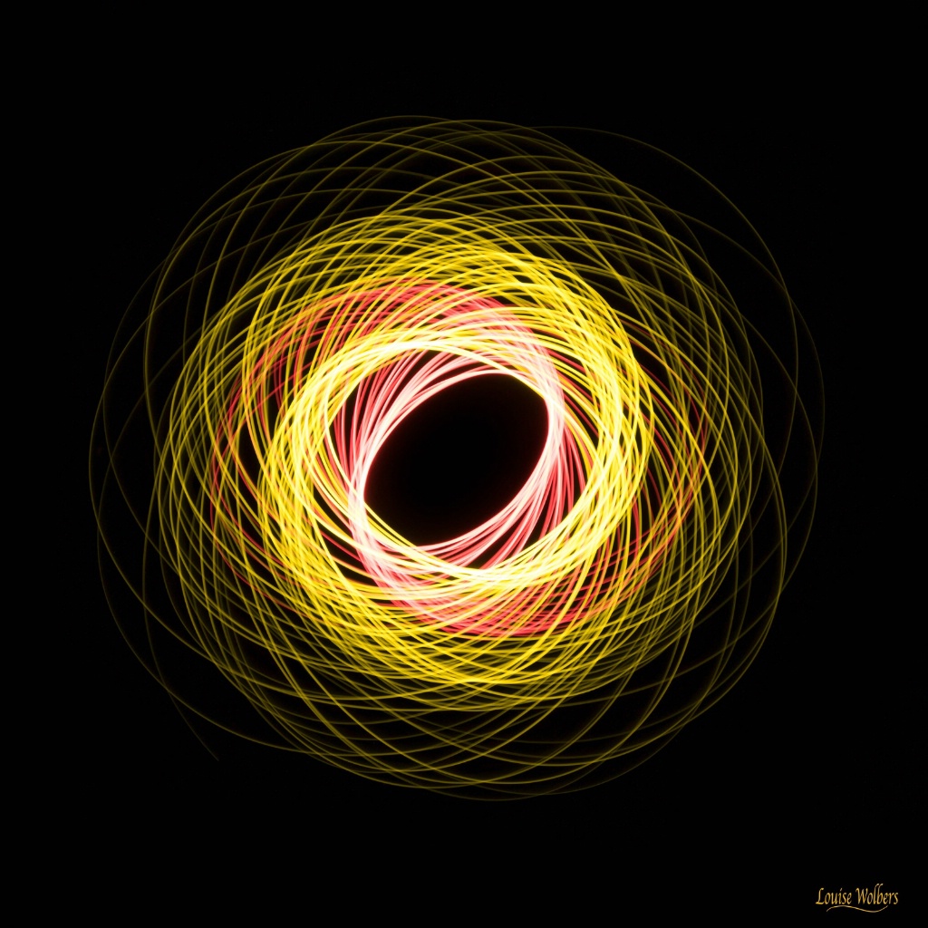 Spirograph 5 - ID: 15510988 © Louise Wolbers