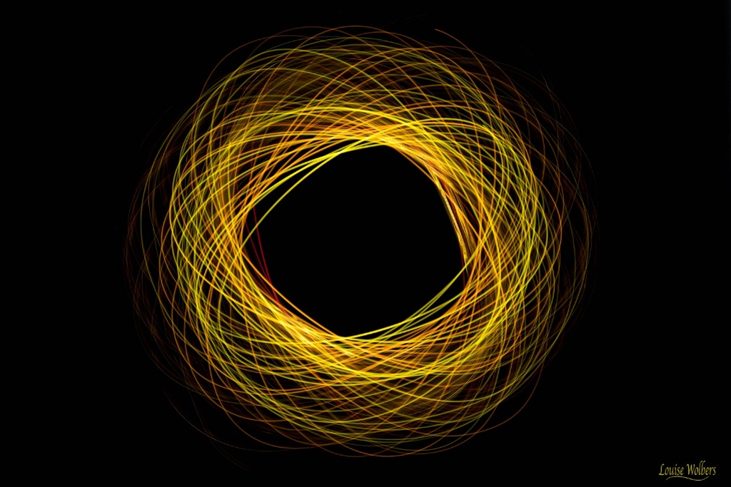 Spirograph 3 - ID: 15510990 © Louise Wolbers