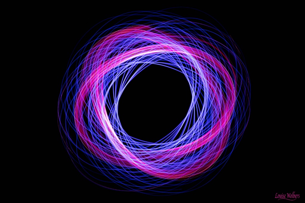 Spirograph 1 - ID: 15510992 © Louise Wolbers
