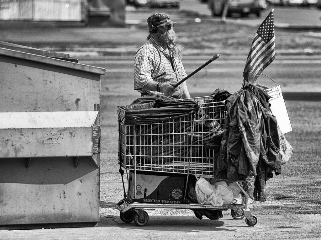 A homeless veteran trying to survive by recycling