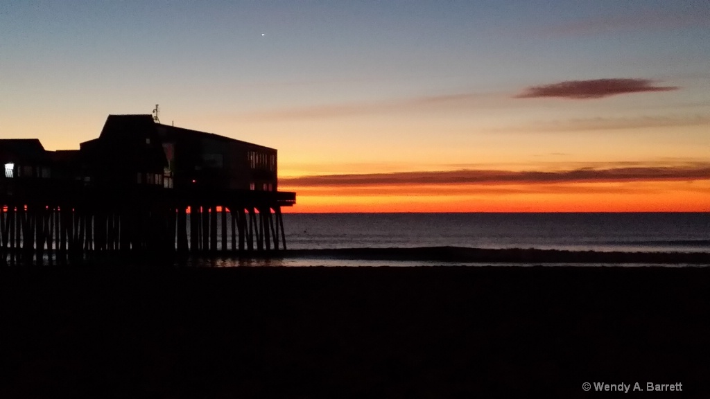 Sunrise at The Pier - ID: 15516330 © Wendy A. Barrett