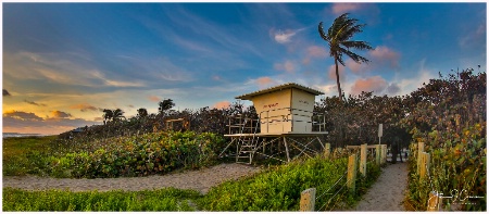 Stuart Beach Lifeguard Stand