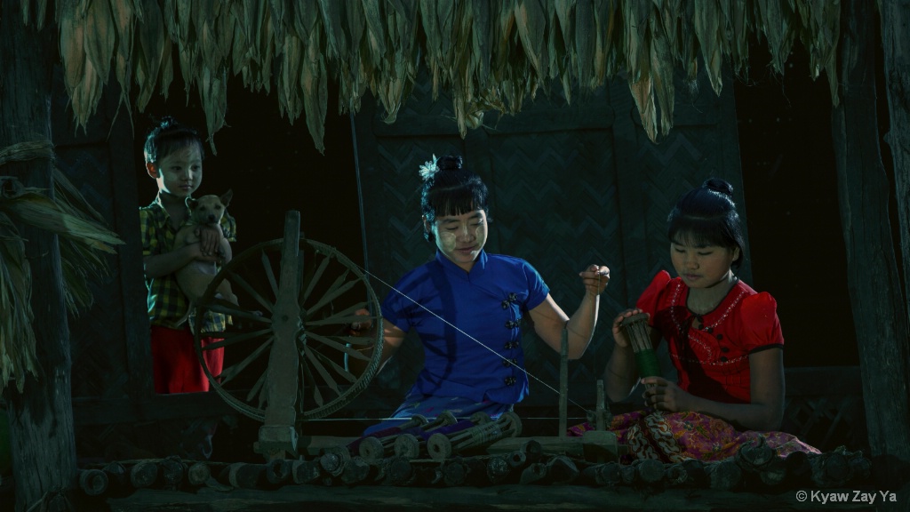 Myanmar Traditional Girls