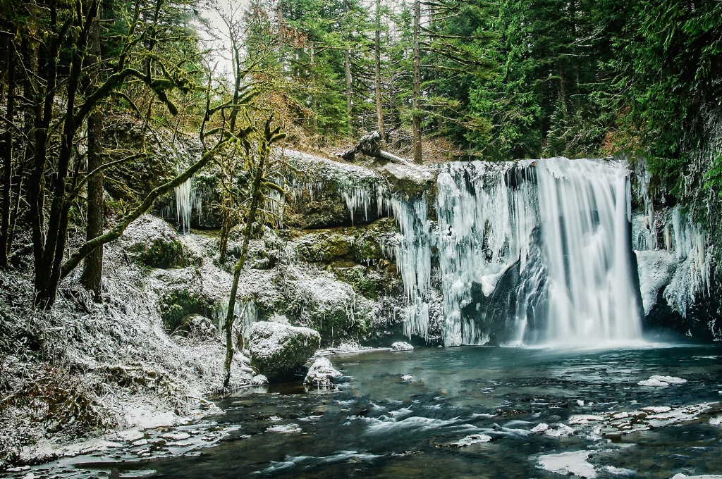 Winter At The North Falls - ID: 15548578 © Denny E. Barnes