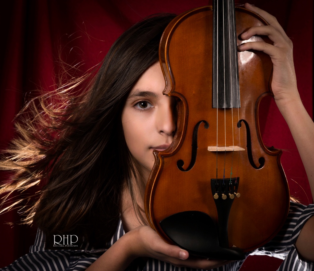 Young Violinist - ID: 15549073 © Rita Hill