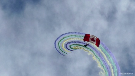 Airshow parachutist