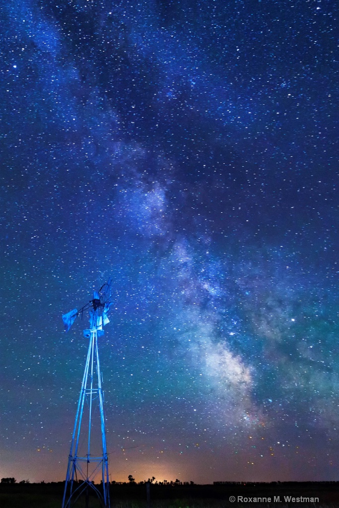 Milky Way over the North Dakota windmill - ID: 15554209 © Roxanne M. Westman