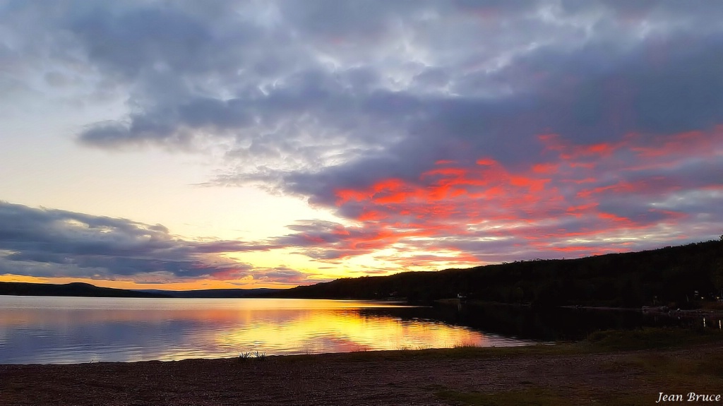 Setting Sun at West Pond