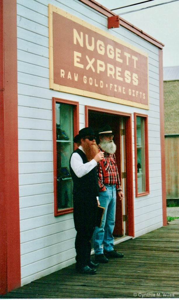 Gentlemen of Alaska - ID: 15561894 © Cynthia M. Wiles