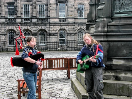 Young Street Performers 