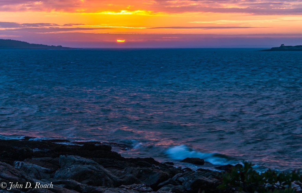 Sunrise on the Maine Coast - ID: 15569180 © John D. Roach
