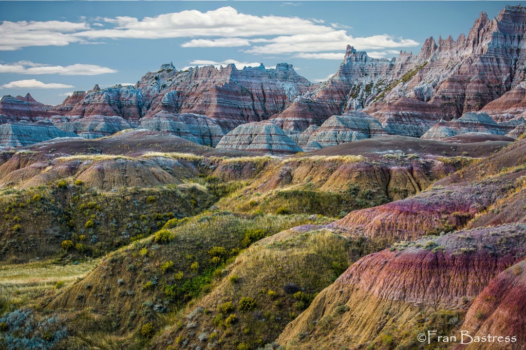 Ancient Layers in the Badlands - ID: 15573226 © Fran  Bastress