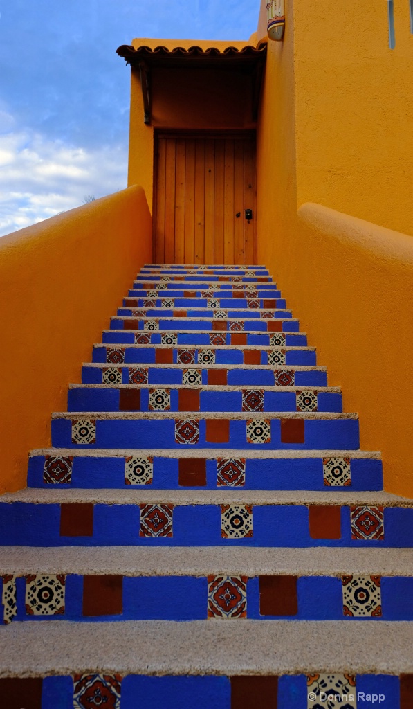 Baja tile stairs