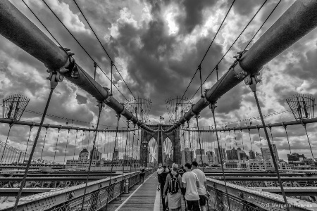 Walking the Brooklyn Bridge