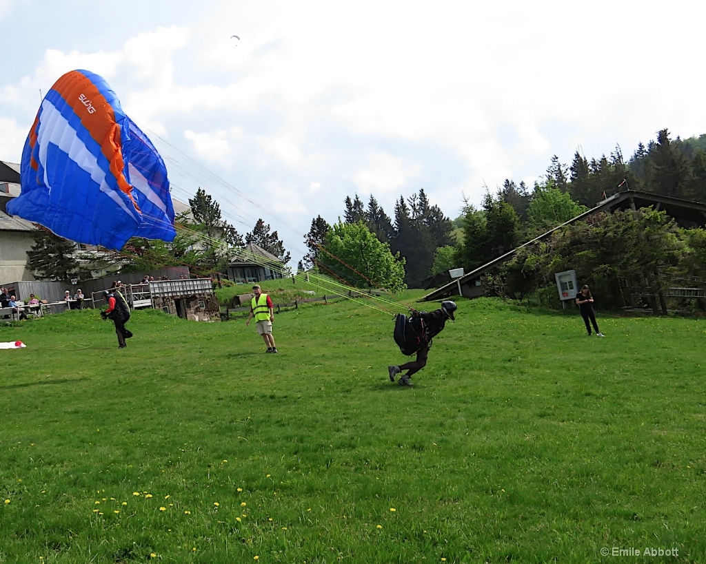 Running to find the wind