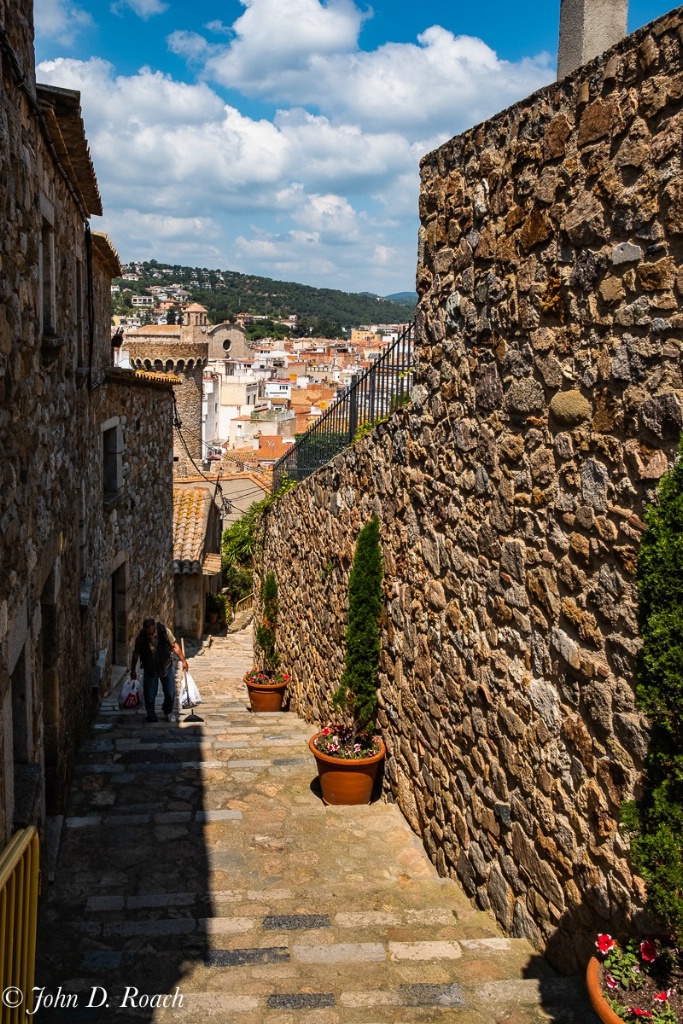 A Street in Tossa de Mar, Costa Bravo, Spain - ID: 15582320 © John D. Roach