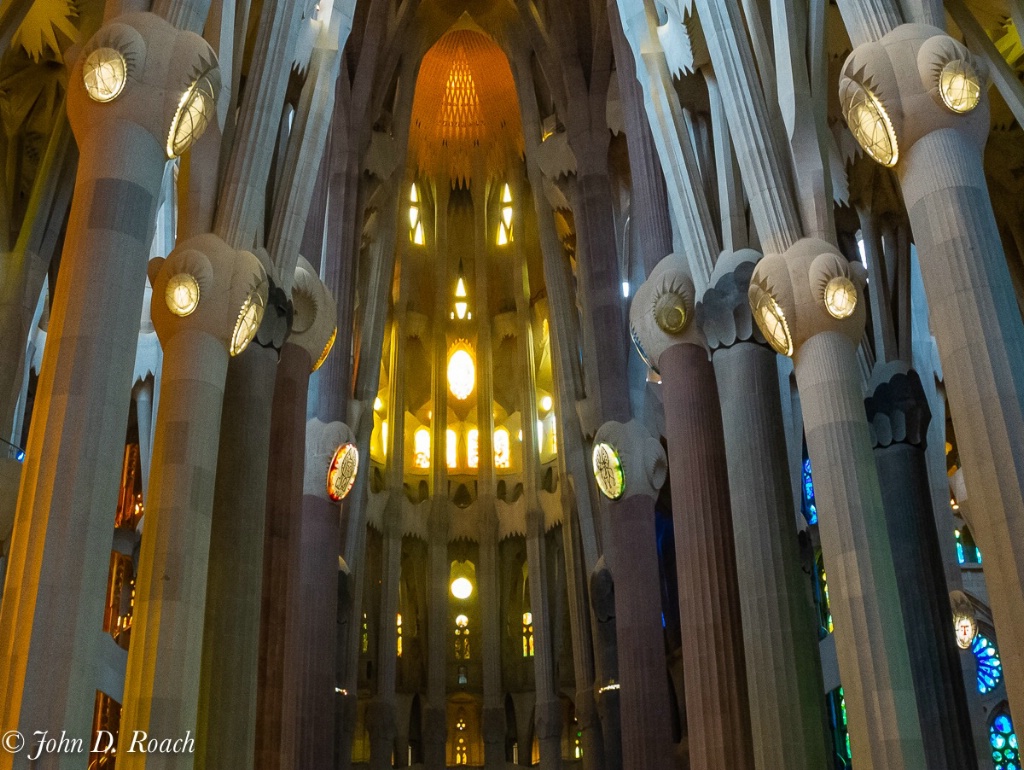 Nave at the Sagrada Familia, Barcelona - ID: 15582330 © John D. Roach