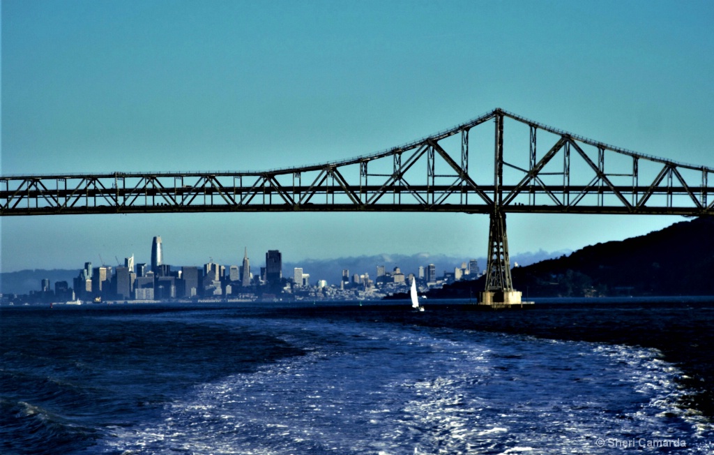 Leaving San Francisco - ID: 15583317 © Sheri Camarda