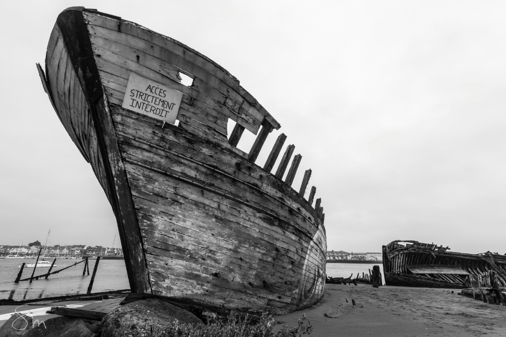 Shipwrecks, Plouhinec, Bretagne  - ID: 15588617 © Sibylle G. Mattern