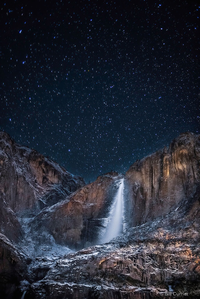 Upper Yosemite Falls - ID: 15590779 © Bill Currier