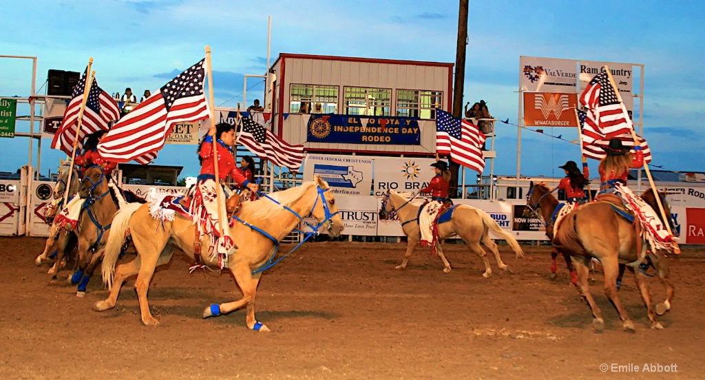 Wild Riders - ID: 15594969 © Emile Abbott