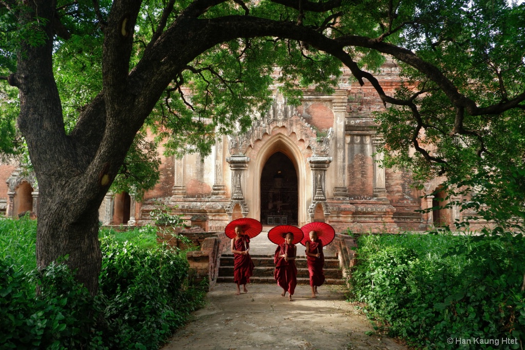 Novices in Bagan