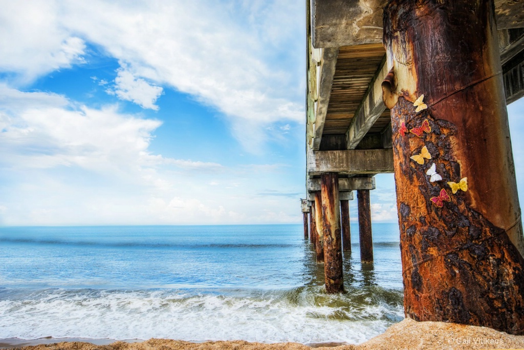 Pier Art