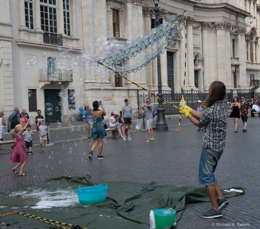 Bubbles at Piazza Navona - ID: 15621898 © Michael K. Salemi