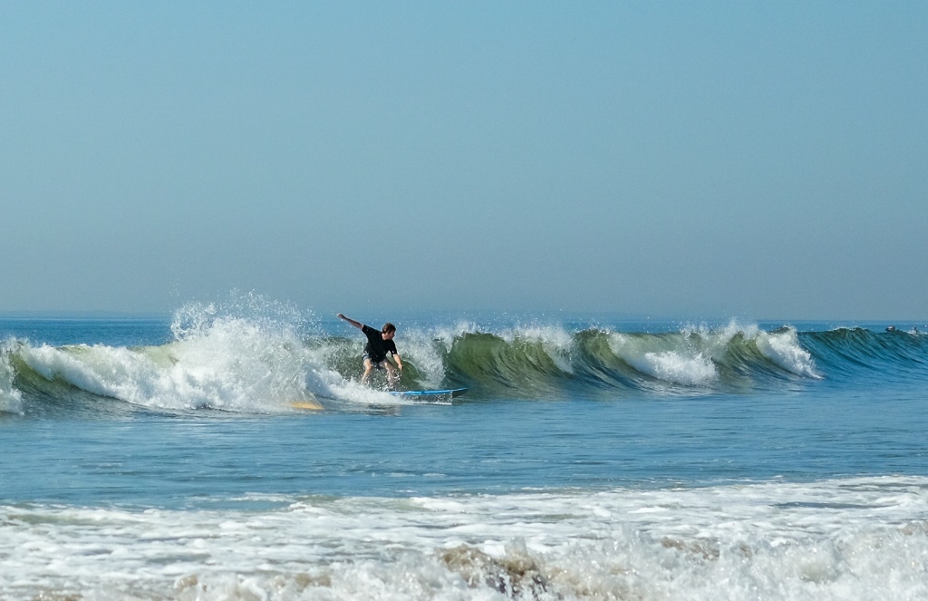 ride that wave - ID: 15624278 © Nancy Auestad