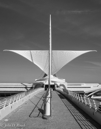 Path to Milwaukee Art Museum