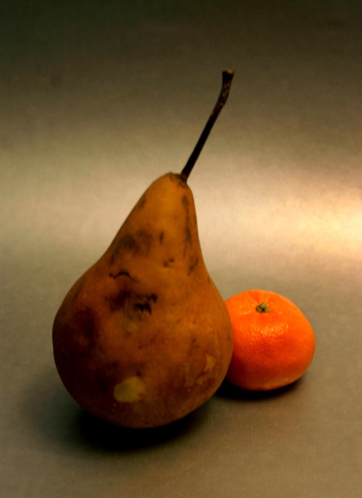 Pear n' buddy