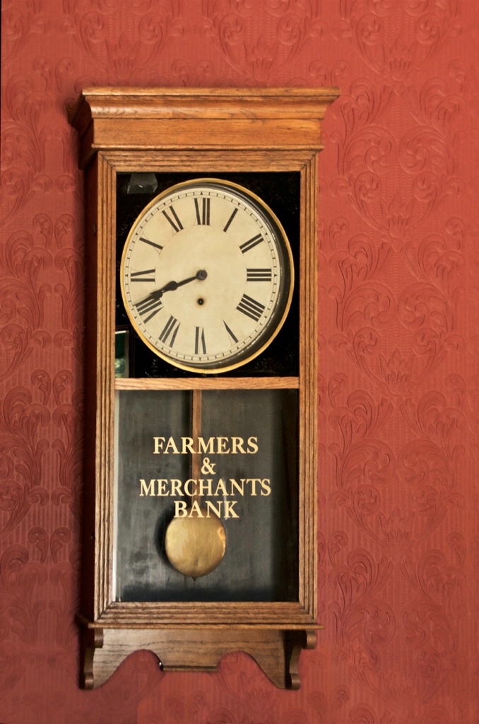 F&M Little Bank Clock Red Background