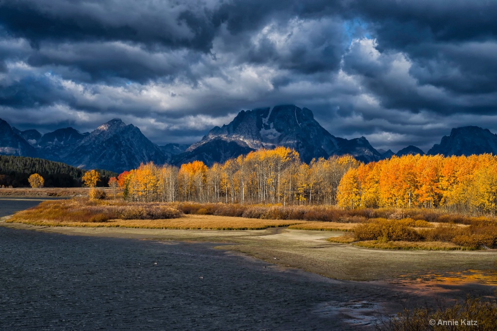 Storm Clouds over the Tetons - ID: 15634463 © Annie Katz