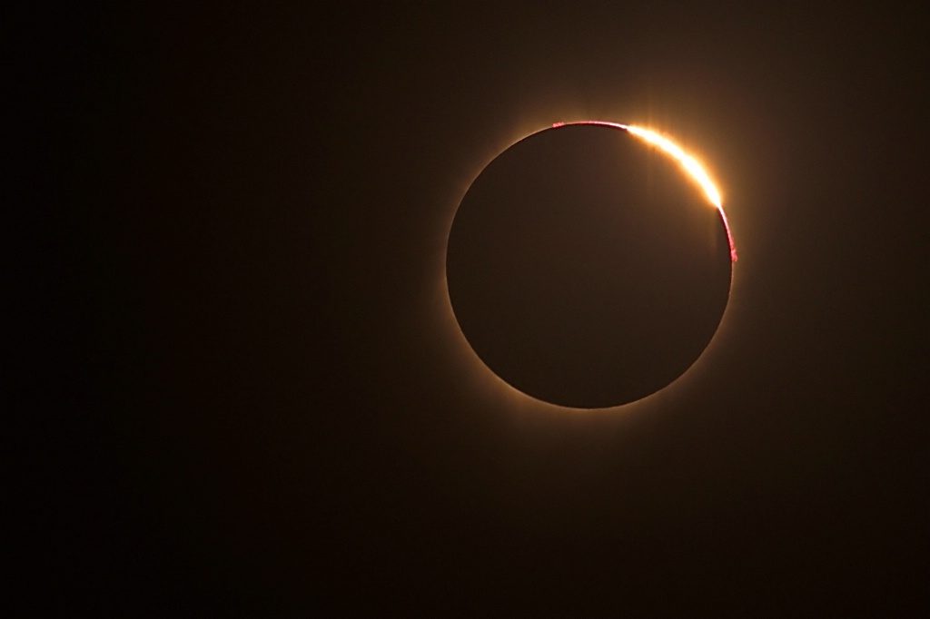 Eclipse 6 "The DIamond Ring"