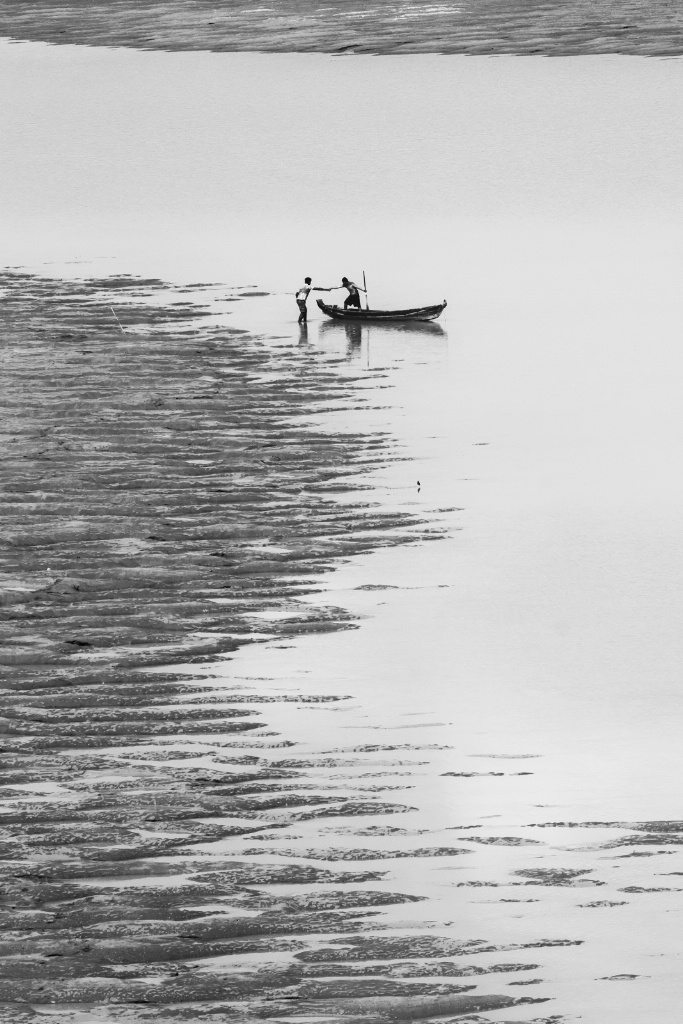 Boat and the lines