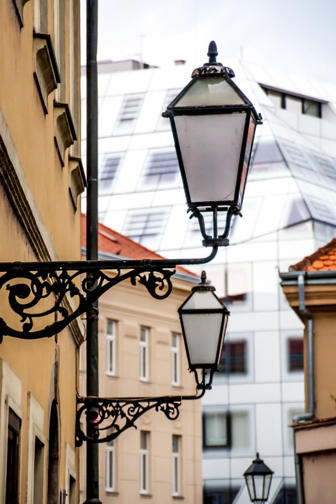 Street lamp