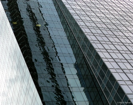 Contrasting glass reflections