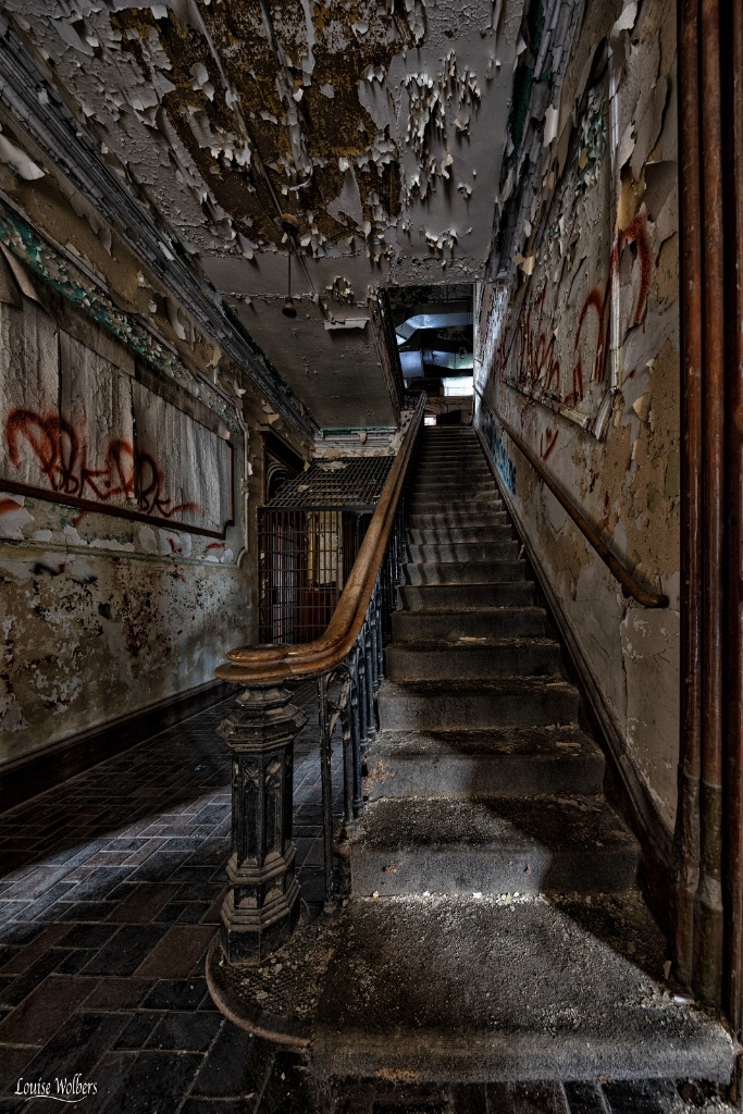Prison Stairs - ID: 15652041 © Louise Wolbers