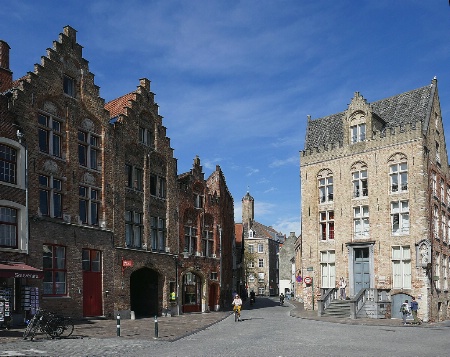 A sunny day in Bruges.