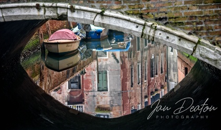 Venice Canal 1074